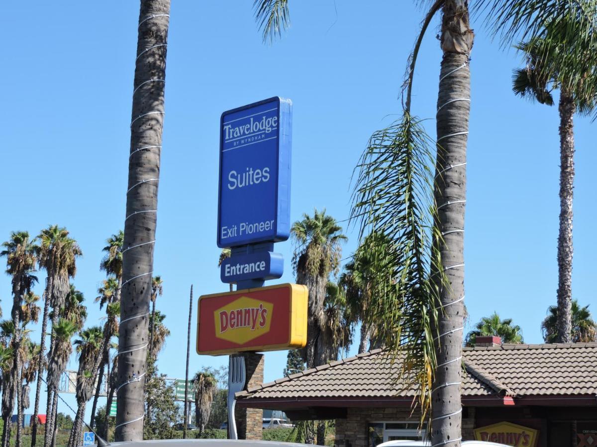 Travelodge By Wyndham Artesia Exterior photo